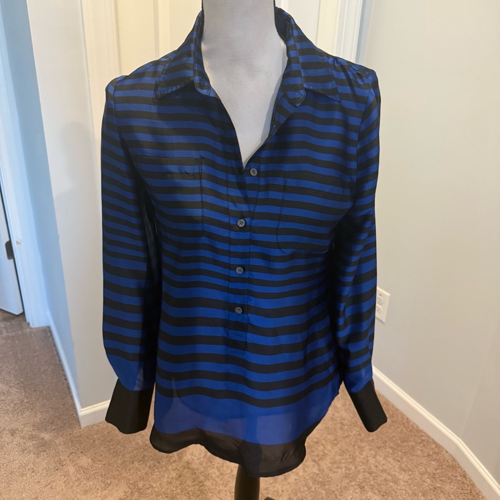 Kenar Blue Long Sleeve Button Down Shirt Notched Collar.